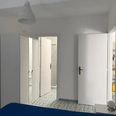 Perla Bianca Home, Forio *